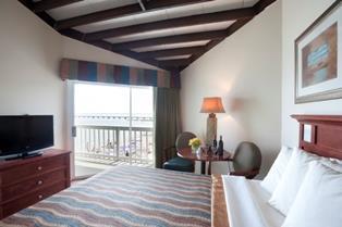 بروفينس The Boatslip Resort الغرفة الصورة